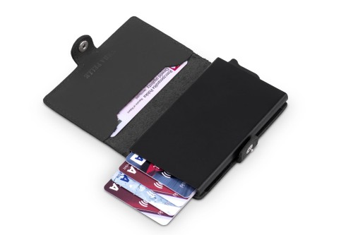 Etui_na_karty_dokumenty_Czarne (1).jpg