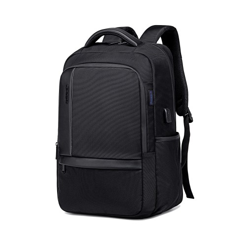 Plecak_Arctic_Hunter_Na_Laptop_17,3_USB_Czarny (1).jpg