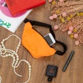 Nerka_Saszetka_Na_Biodro_Nieprzemakalna_Orange (10).jpg
