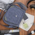 Listonoszka_Damska_Charm&Shape_na_ramię_Jeans (8).jpg