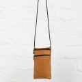 Mała_Torebka_Etui_na_Paszport_Dokumenty_Skórzana_Kaletnik_Socha_Camel (5).jpg